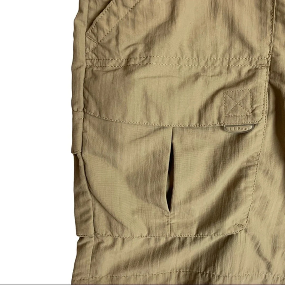 L.L Bean  Men’s Utility Hiking Shorts 100% Nylon Lined Size US XL Reg - Picture 10 of 12